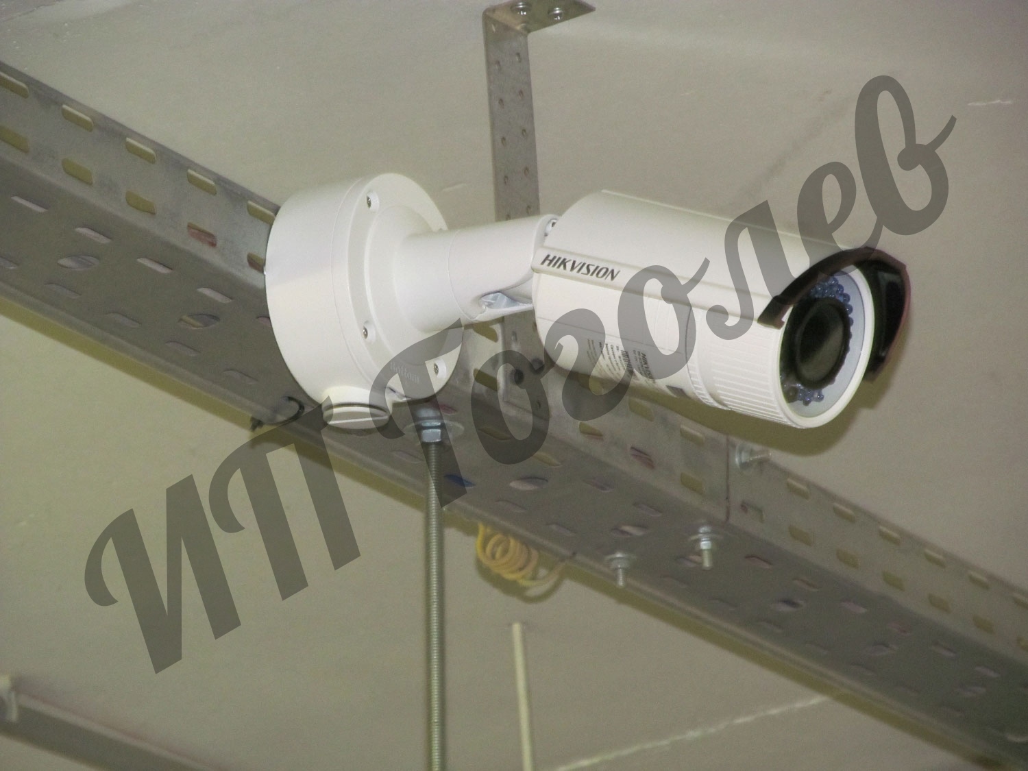 Фиксация видеокамеры