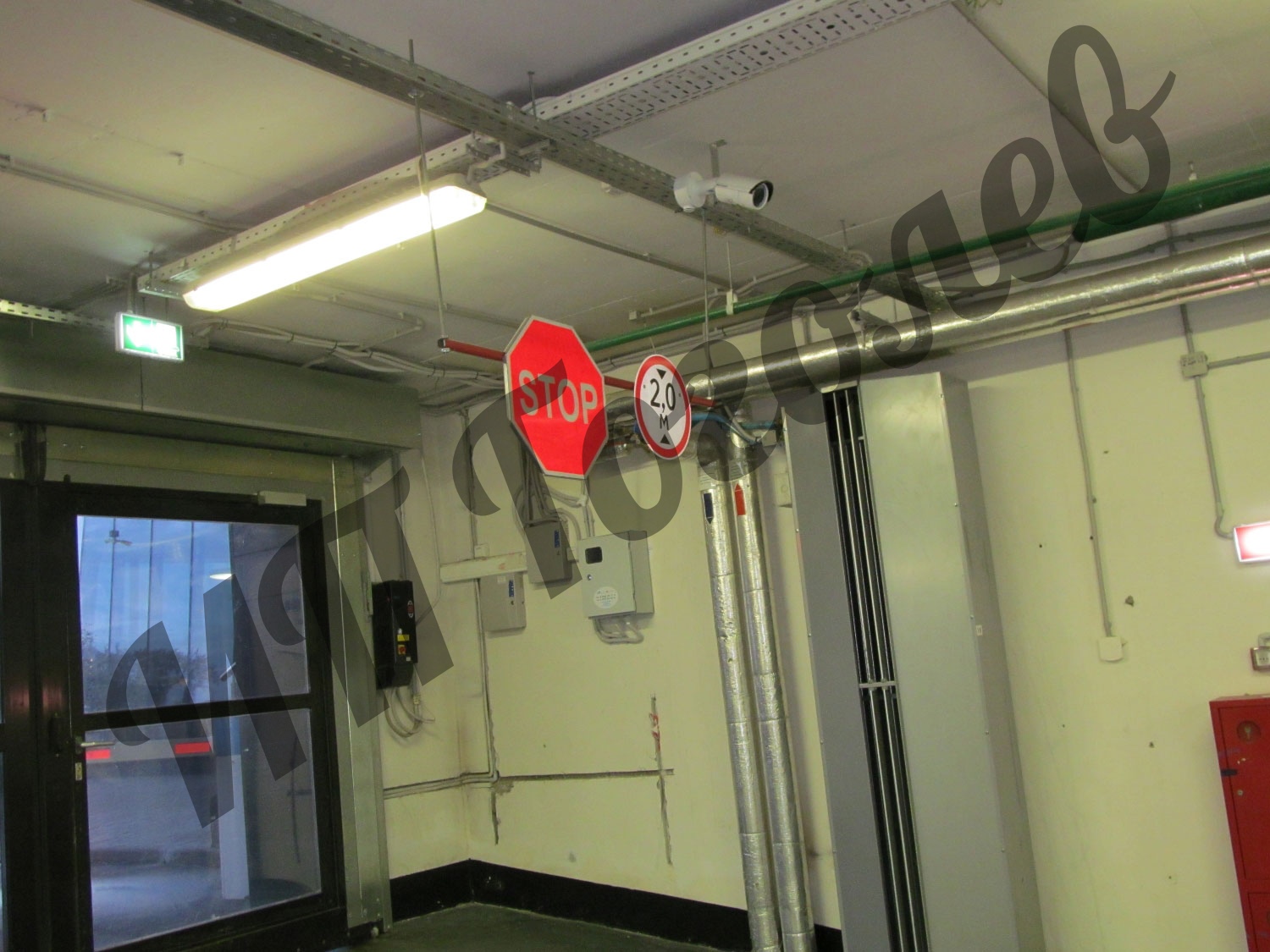 Фиксация видеокамеры